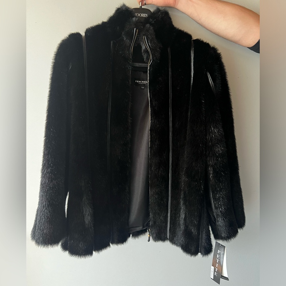 Fen Nelli faux fur Coat